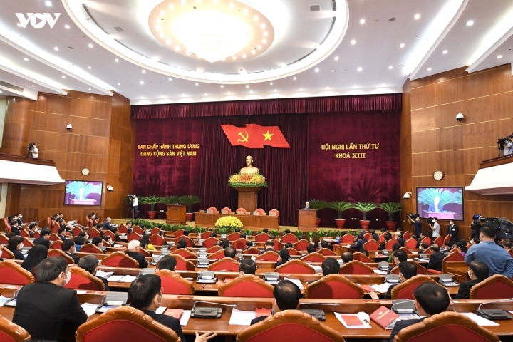 Đảng viên không được phép phụ họa theo nhận thức lệch lạc, quan điểm sai trái