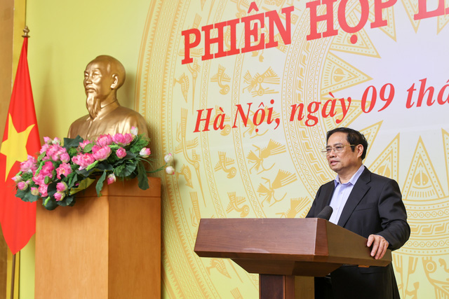 Quyết tâm cao nhất hoàn thành tiêm chủng cho trẻ em trong quý II, xây dựng kịch bản ứng phó biến chủng mới nguy hiểm hơn
