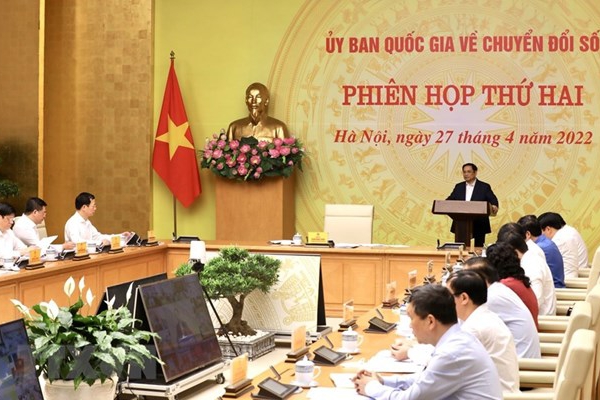 Thủ tướng: Chống hình thức, phô trương trong tiến trình chuyển đổi số