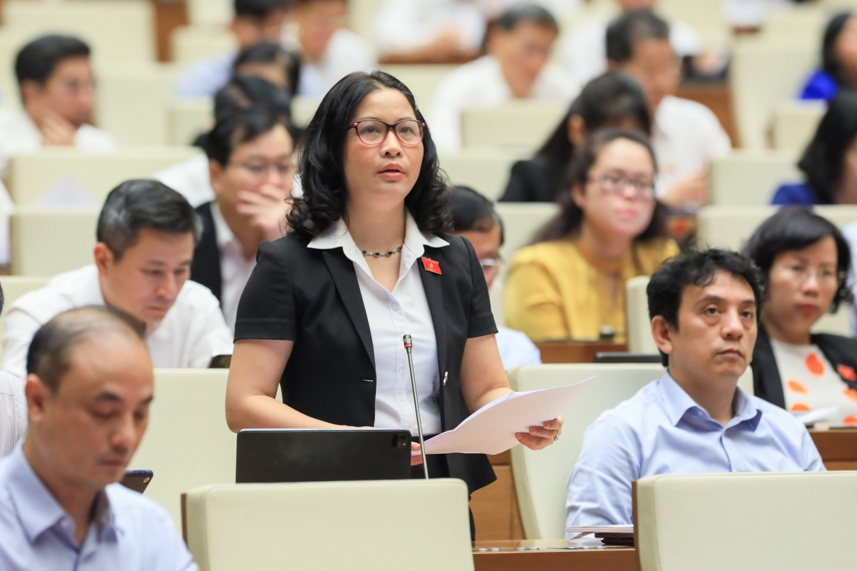 Những câu hỏi day dứt trên diễn đàn Quốc hội