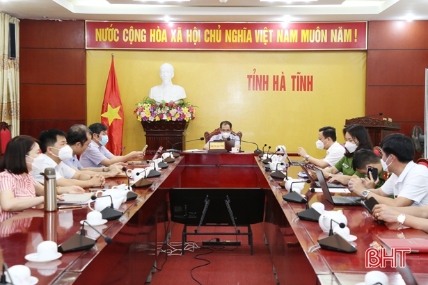 Sớm làm sạch dữ liệu tiêm chủng COVID-19 để cập nhật sang cơ sở dữ liệu quốc gia