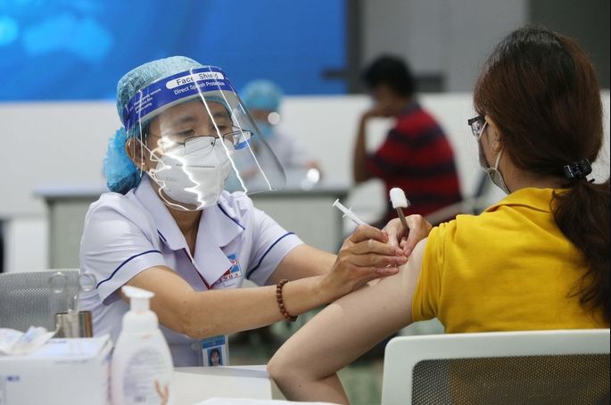 Số ca COVID-19 tăng trở lại với nhiều biến thể mới, Bộ Y tế tiếp tục nhắc địa phương tiêm vaccine nhanh hơn