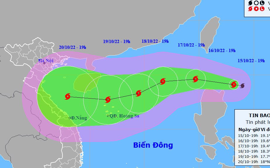 Bão số 6 rất mạnh trên biển
