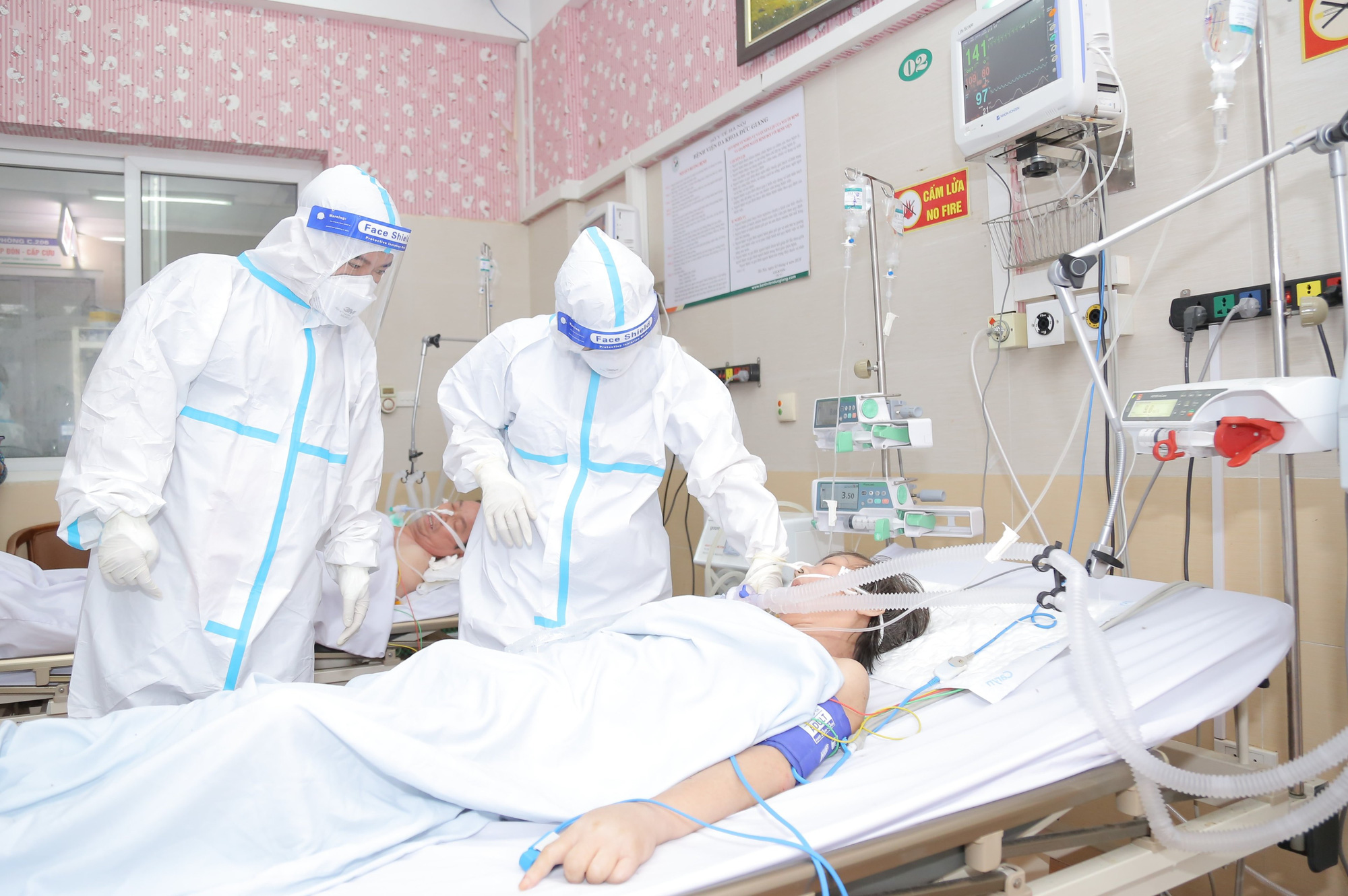 Công văn số 2213 ngày 17/4/2023 về viếc tăng cường công tác thu dung, điều trị ca bệnh COVID-19