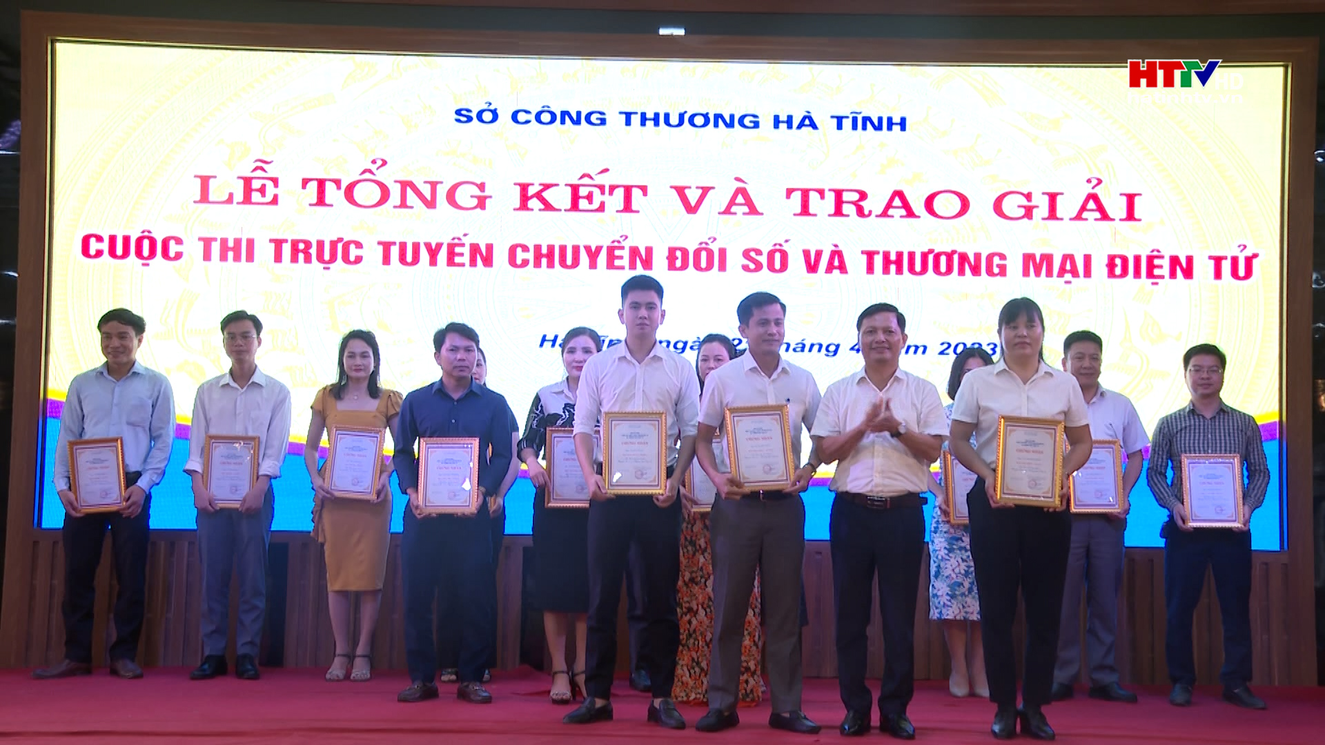 Sở Công Thương trao giải cuộc thi về chuyển đổi số và thương mại điện tử