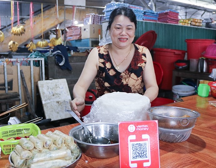 Hà Tĩnh đề nghị tăng cường tuyên truyền thanh toán không dùng tiền mặt