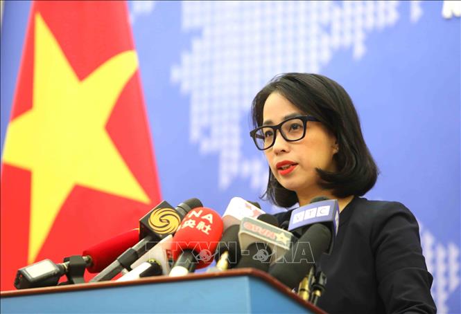 Sử dụng các sản phẩm, ấn phẩm có "đường lưỡi bò" là vi phạm pháp luật Việt Nam