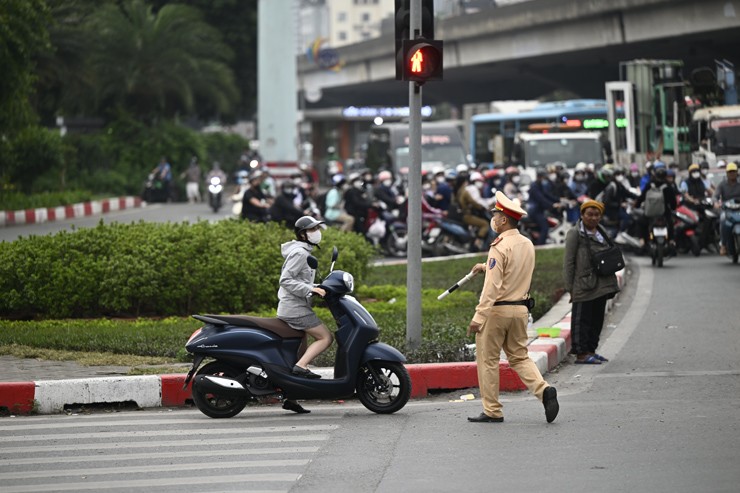 Dự thảo luật mới: Trường hợp nào CSGT nào được dừng xe để kiểm tra?