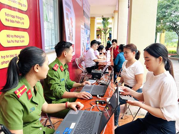 Ngày hội Chuyển đổi số trên địa bàn xã Sơn Hàm - Hương Sơn năm 2023