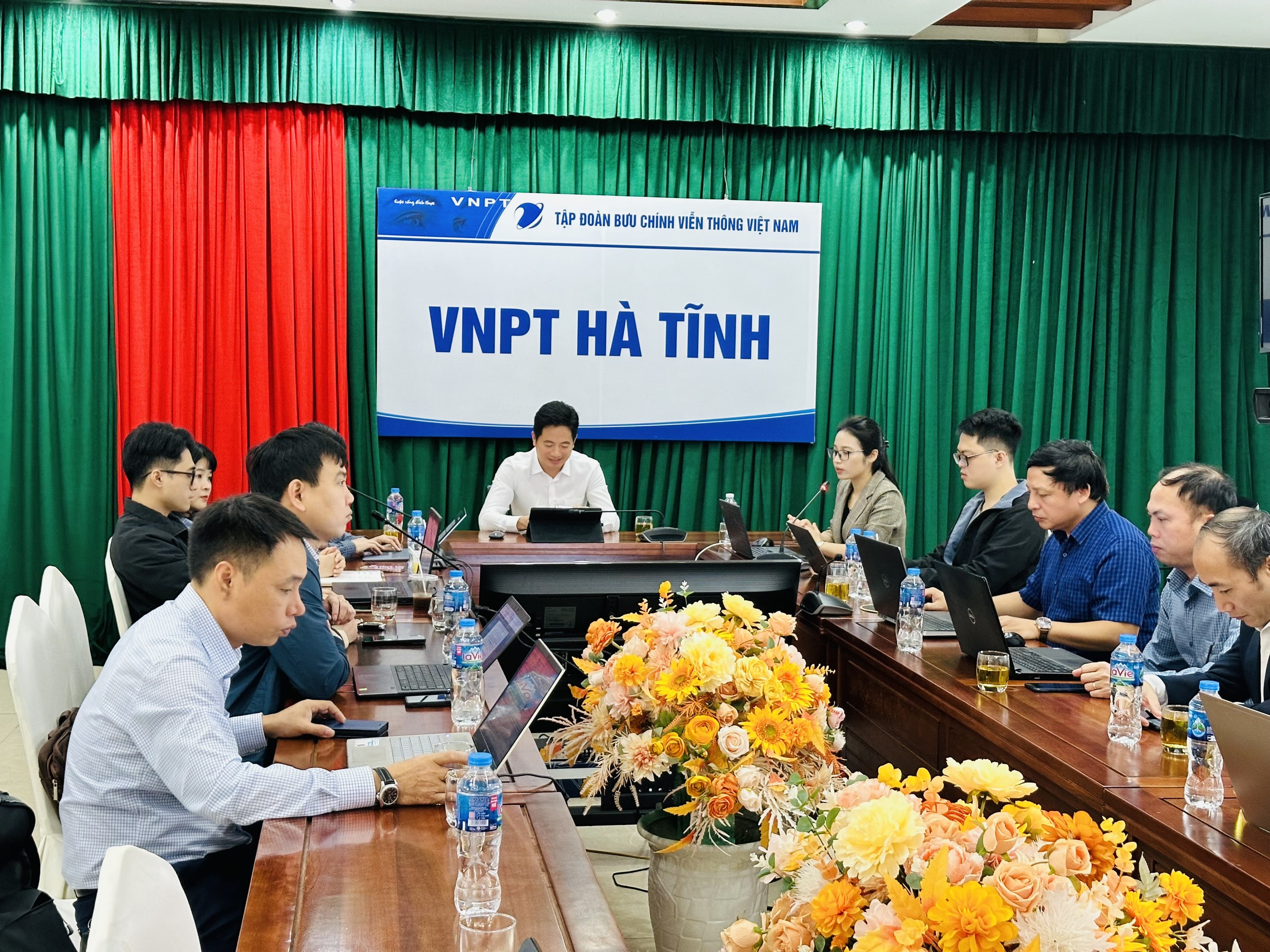Hà Tĩnh tập huấn trực tuyến phổ cập kỹ năng số cho thành viên Tổ chuyển đổi số cộng đồng trên địa bàn tỉnh
