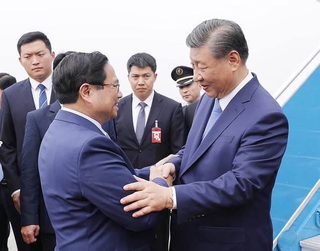 Tổng Bí thư, Chủ tịch nước Trung Quốc Tập Cận Bình đến Hà Nội, bắt đầu chuyến thăm Việt Nam