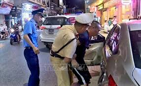Chống người thi hành công vụ sẽ bị xử lý như thế nào?