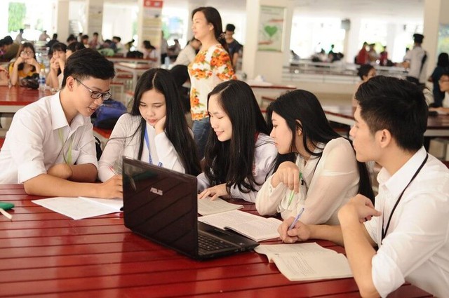 Tuyển sinh 2024: 190 trường đại học xét tuyển học bạ THPT năm 2024