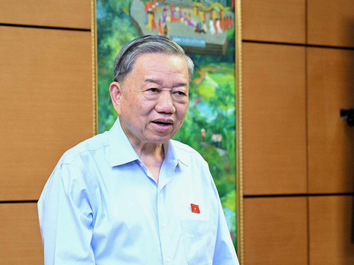 Chủ tịch nước Tô Lâm: "Quy định rõ cái nào công chứng và công chứng phải chuẩn"