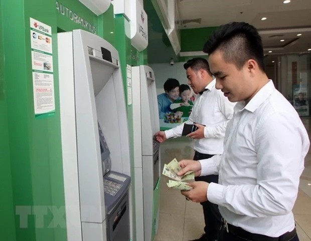 Bộ Nội vụ ban hành Thông tư hướng dẫn thực hiện mức lương cơ sở mới