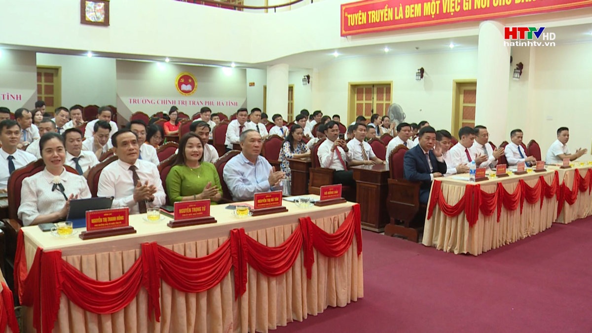 Học viện Chính trị khai giảng lớp cao cấp lý luận chính trị