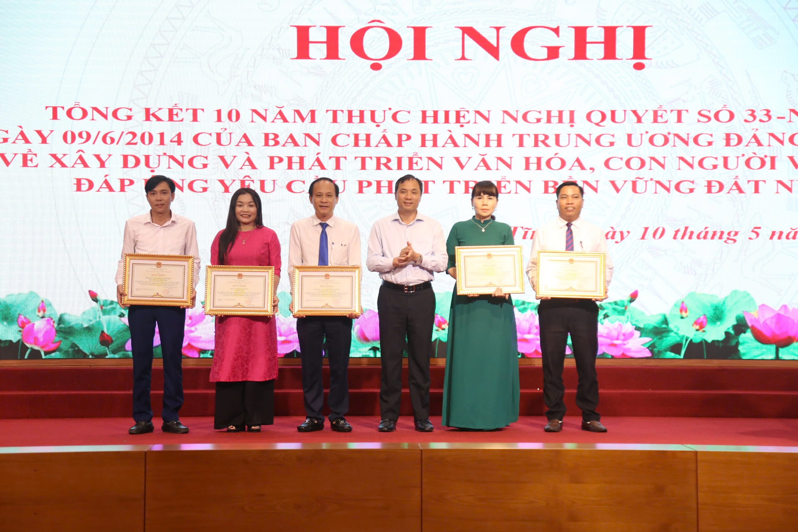 Hà Tĩnh: Tổng kết 10 năm thực hiện Nghị quyết số 33-NQ/TW