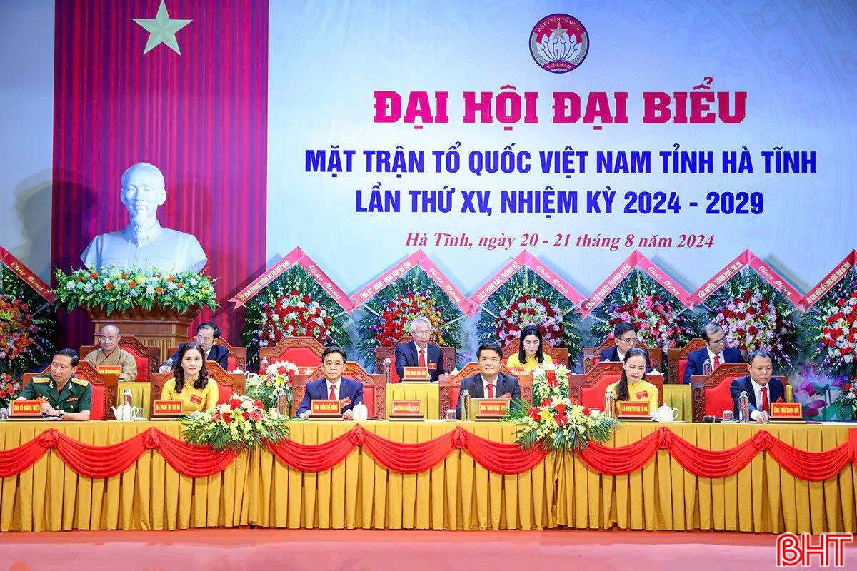 Phiên làm việc thứ nhất Đại hội Đại biểu MTTQ tỉnh Hà Tĩnh nhiệm kỳ 2024-2029