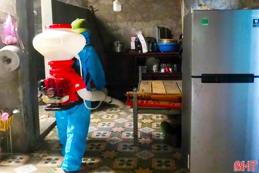Ổ dịch sốt xuất huyết đầu tiên trong năm 2024 của Hà Tĩnh được khống chế