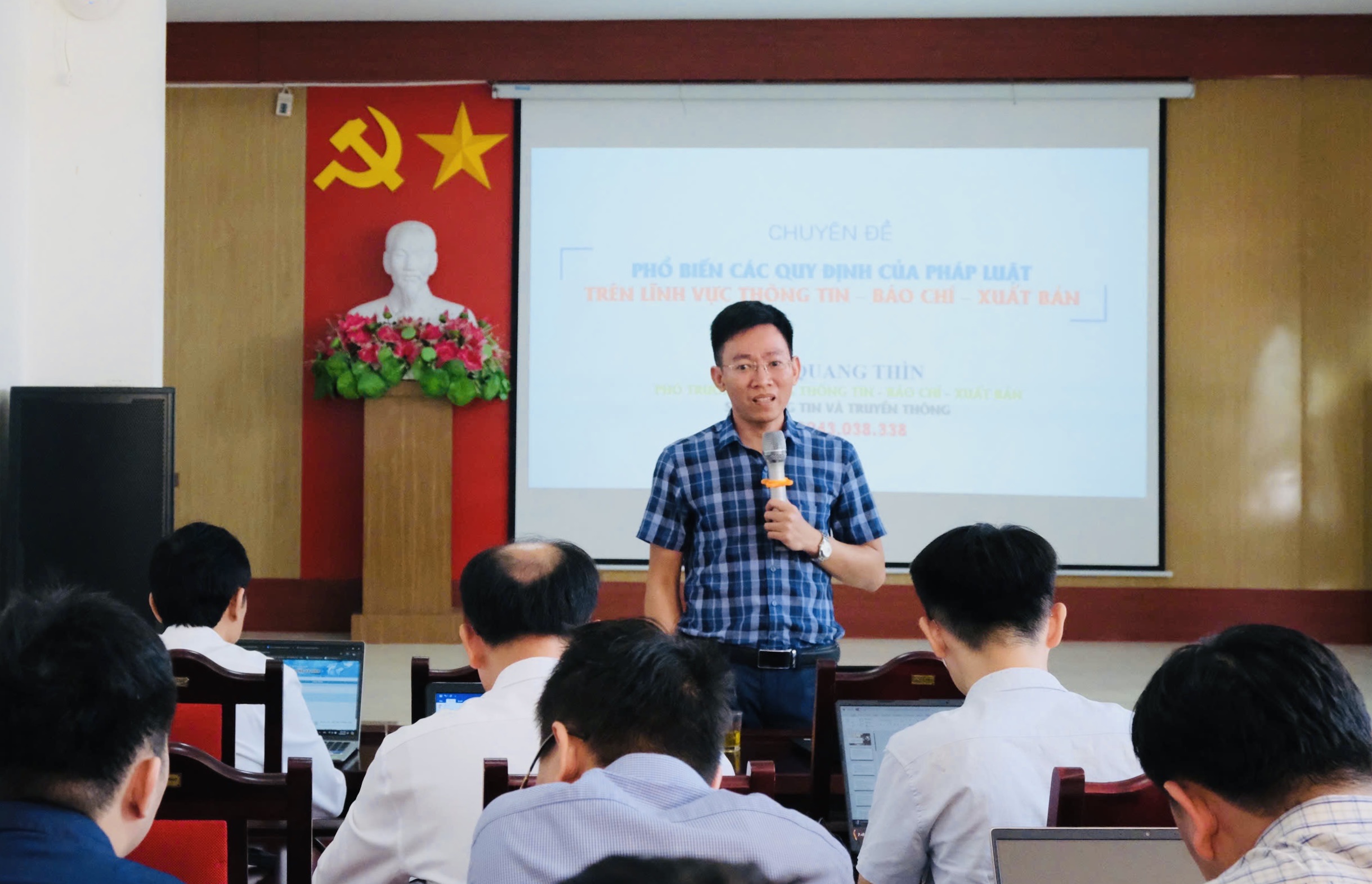 Tập huấn triển khai các văn bản quy phạm pháp luật lĩnh vực thông tin và truyền thông