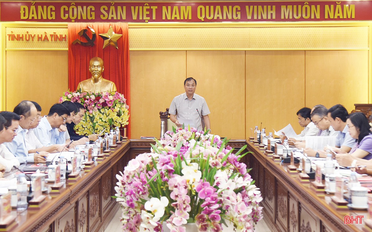 Tiếp tục thực hiện hiệu quả các nghị quyết, nỗ lực cao nhất hoàn thành các chỉ tiêu, nhiệm vụ