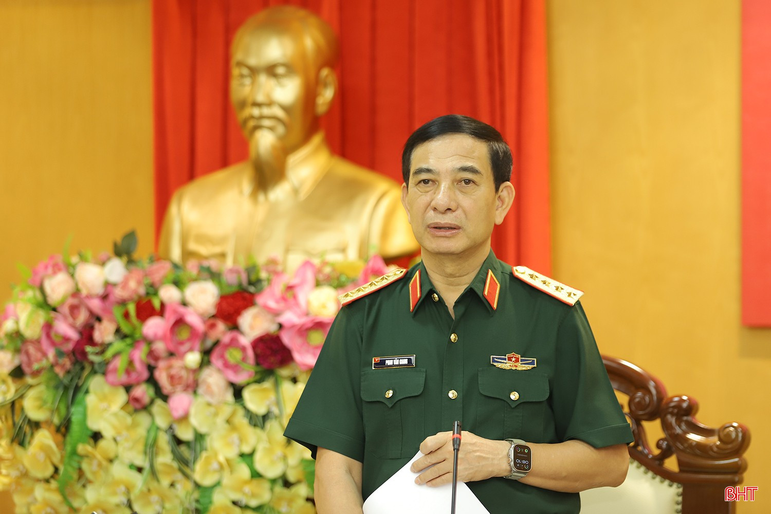 Bộ trưởng Bộ Quốc phòng và đoàn công tác Chính phủ làm việc tại Hà Tĩnh