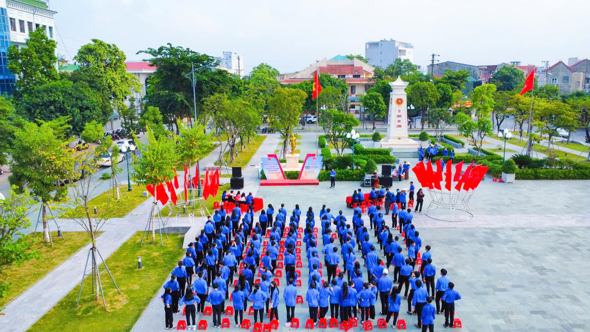 Sinh hoạt chính trị nhân kỷ niệm 110 năm Ngày sinh đồng chí Lý Tự Trọng