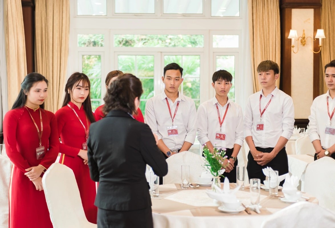 Nguồn nhân lực du lịch Việt Nam vừa thừa lại vừa thiếu?