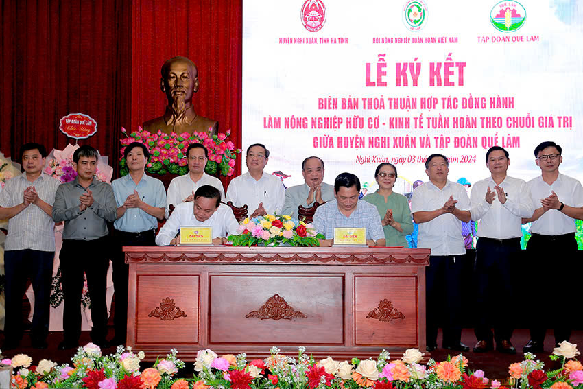 Ký kết hợp tác phát triển nông nghiệp sạch giữa Huyện Nghi Xuân và Tập đoàn Quế Lâm