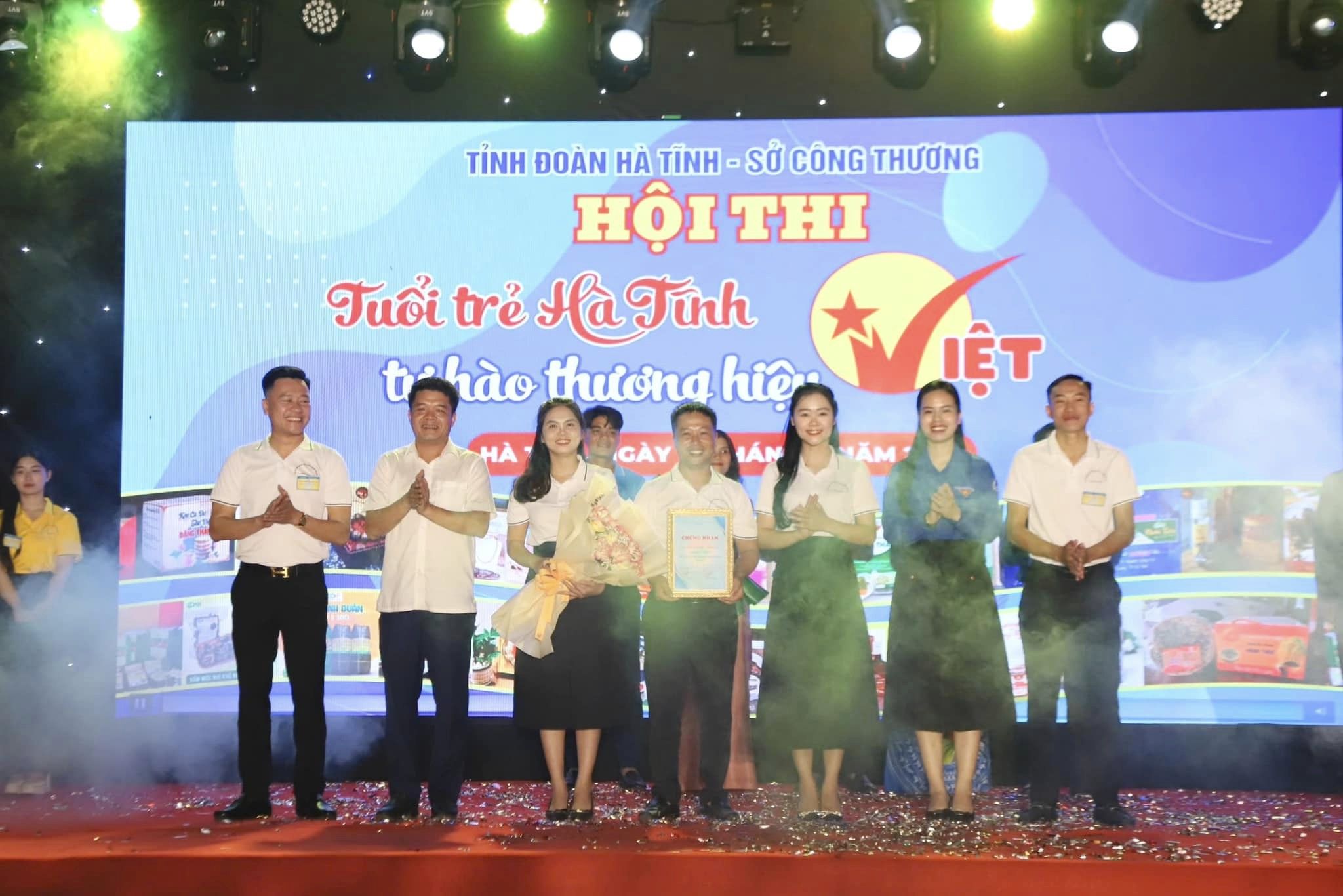 Huyện đoàn Thạch Hà xuất sắc giành giải nhất Hội thi "Tuổi trẻ Hà Tĩnh tự hào thương hiệu Việt"