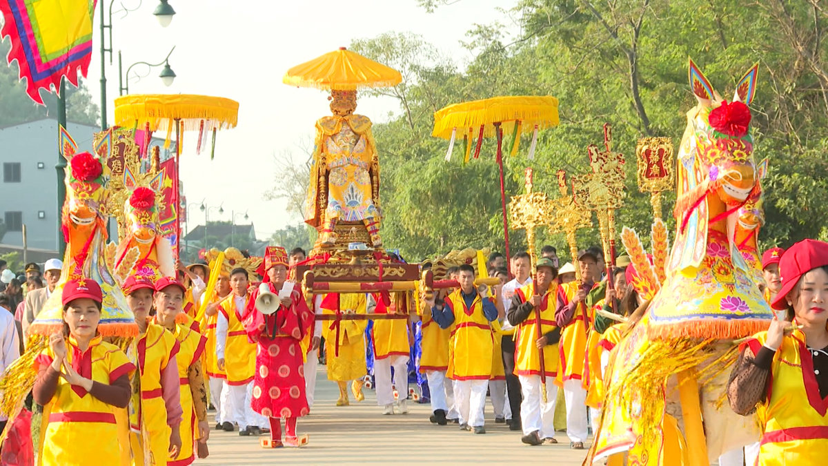 Trang trọng Lễ giỗ Đức thánh quan Hoàng Mười