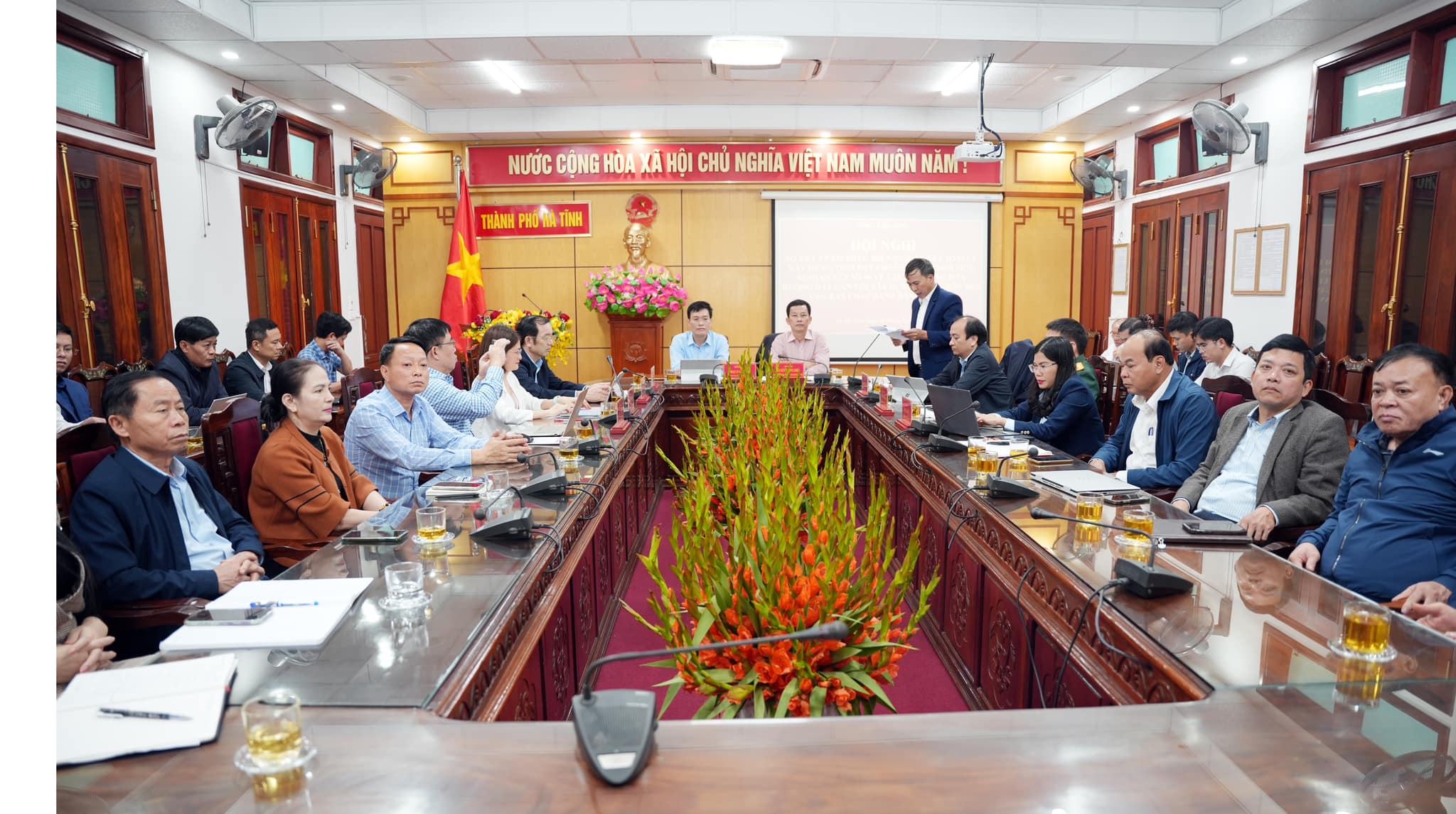 TP Hà Tĩnh dự Hội nghị sơ kết 3 năm thực hiện Nghị quyết số 04 ngày 15/7/2021 của BCH Đảng bộ tỉnh