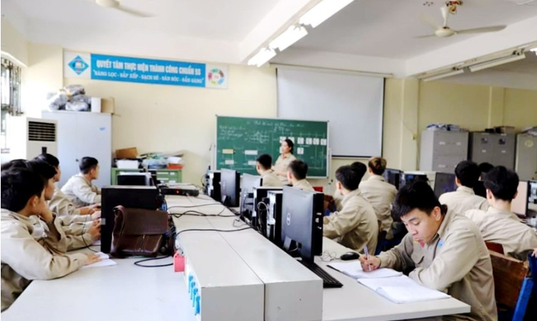 Hà Tĩnh: Nhiều trường nghề gặp khó trong tuyển sinh