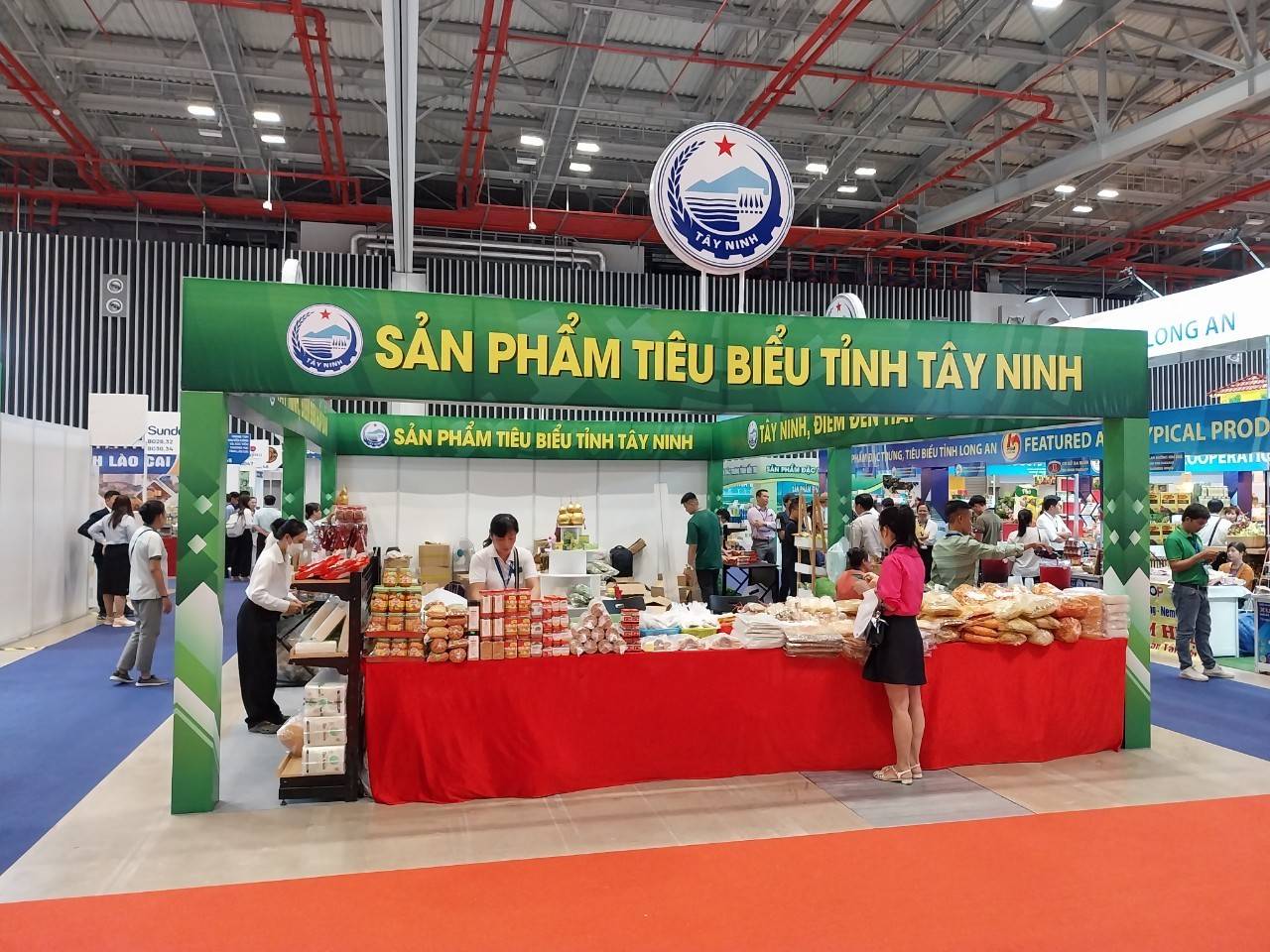Hội chợ đặc sản vùng miền và sản phẩm tiêu biểu vùng Đông Nam Bộ - Tây Ninh năm 2024