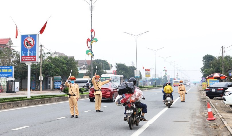 Ban ATGT tỉnh công bố đường dây nóng bảo đảm trật tự, ATGT dịp Tết và lễ hội xuân 2025