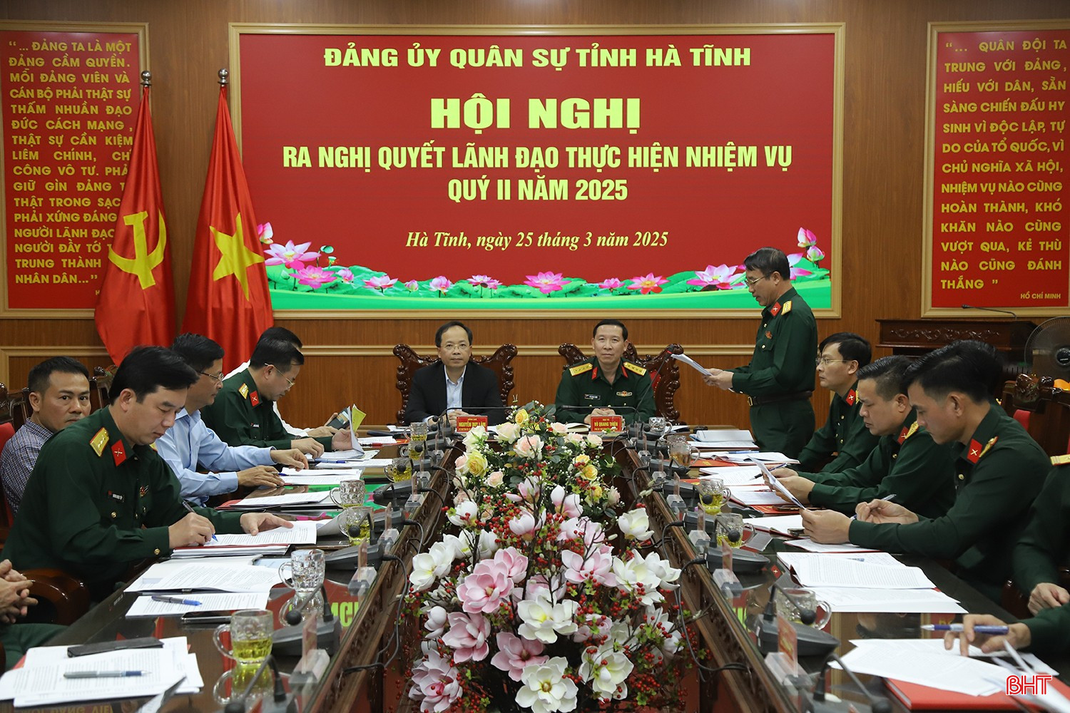 Nắm chắc tình hình cơ sở, xử lý kịp thời các tình huống, không để bị động bất ngờ
