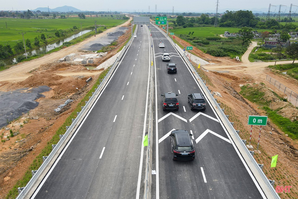 Cao tốc Bãi Vọt - Vũng Áng chính thức khai thác từ 18h ngày 28/4
