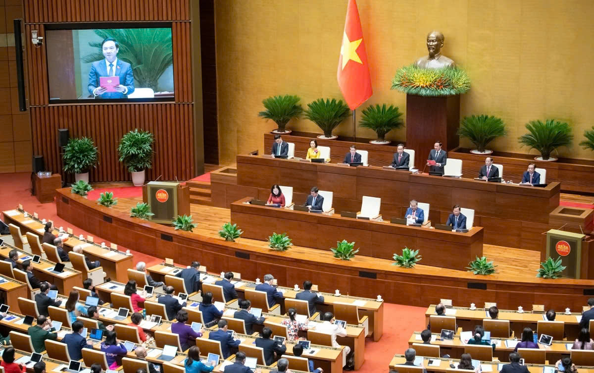 Đề xuất quy định cấm ép buộc học thêm dưới mọi hình thức