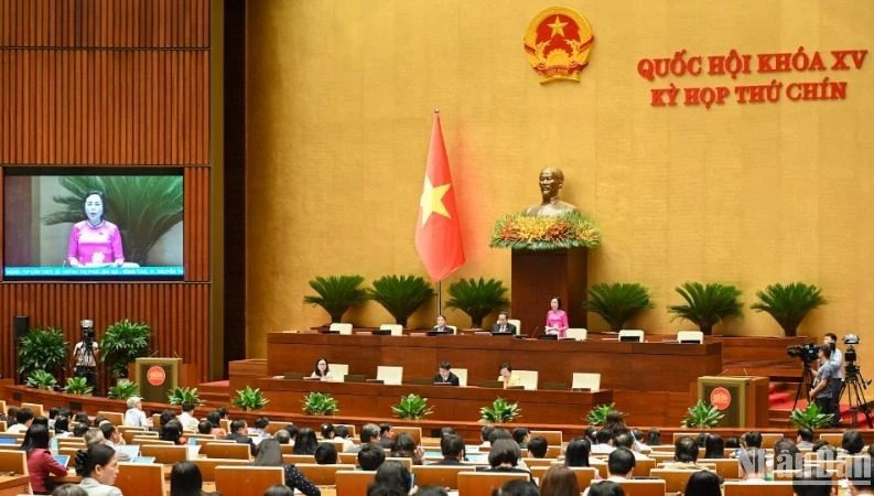 Thống nhất một chế độ công vụ từ Trung ương đến cấp xã