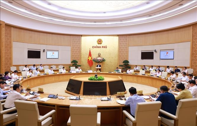 Thủ tướng Phạm Minh Chính: Khẩn trương bố trí kinh phí chi trả cho người xin nghỉ và dôi dư trong quá trình sắp xếp