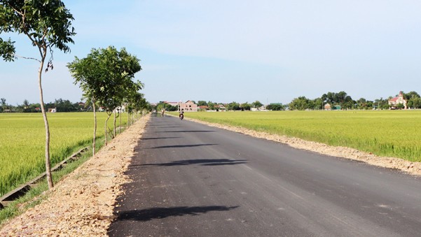 Quyết định phê duyệt quyết toán vốn đầu tư dự án hoàn thành Đường giao thông nông thôn xã Cẩm Thịnh, huyện Cẩm Xuyên