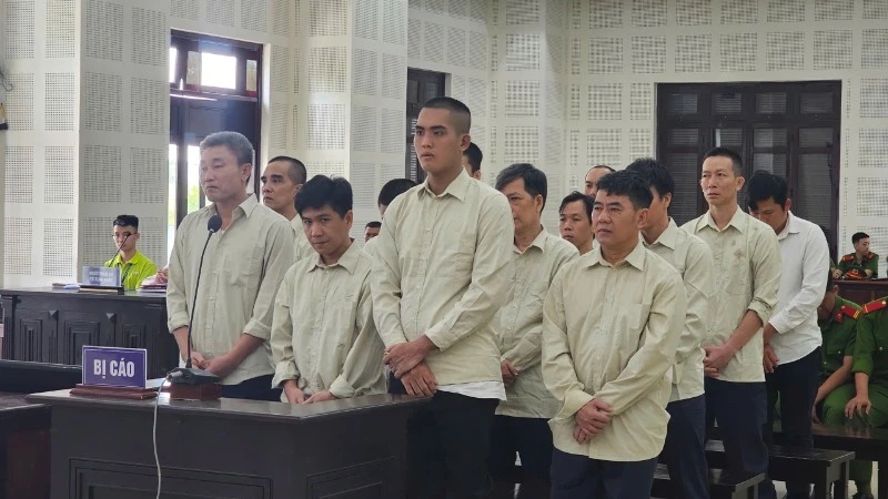 Tuyên án 13 bị cáo trong đường dây sản xuất 1,6 triệu cuốn sách giáo khoa giả
