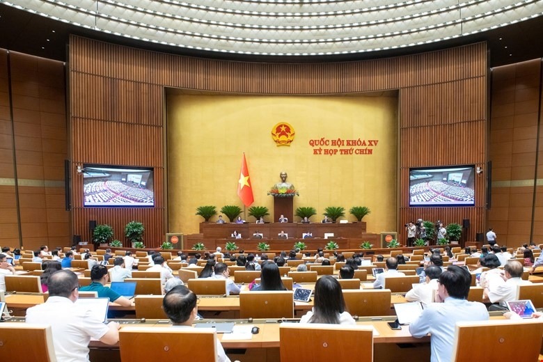 Sáng nay, Quốc hội quyết định ngày bầu cử và rút ngắn nhiệm kỳ khóa XV