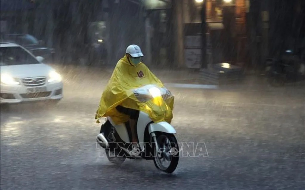 Thời tiết ngày 25/5: Nhiều hình thái nguy hiểm ở các khu vực, Hà Tĩnh mưa rất lớn