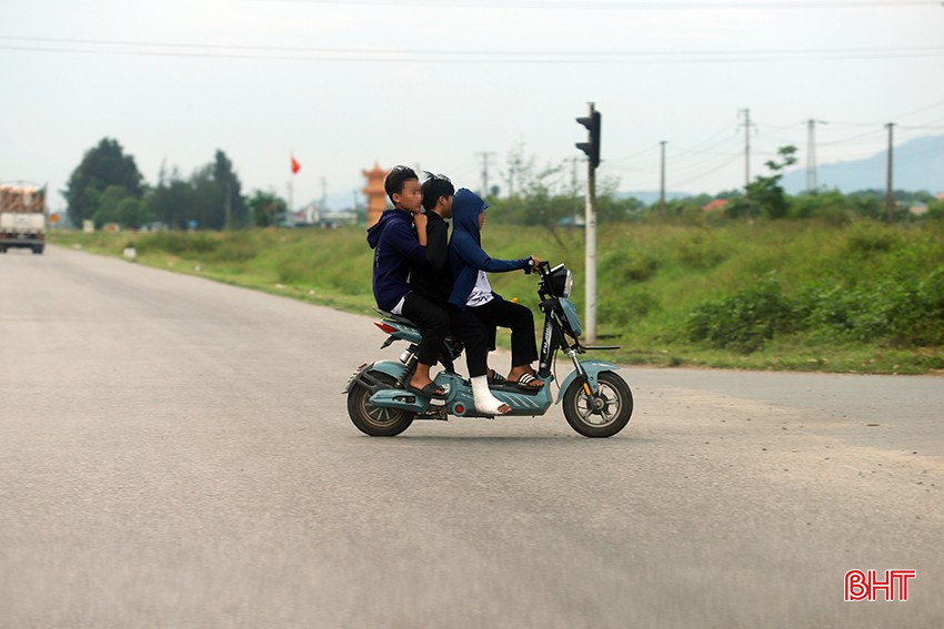 Nỗi lo tai nạn giao thông ở lứa tuổi học sinh dịp nghỉ hè