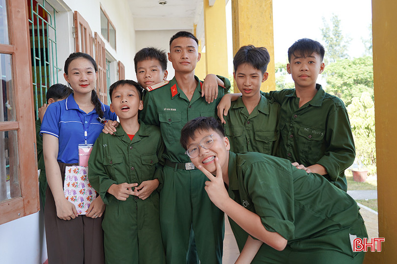 Cảnh giác chiêu trò mạo danh "Học kỳ quân đội", "Học kỳ công an"