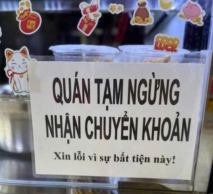 Vì sao nhiều hàng quán đột ngột không nhận chuyển khoản?