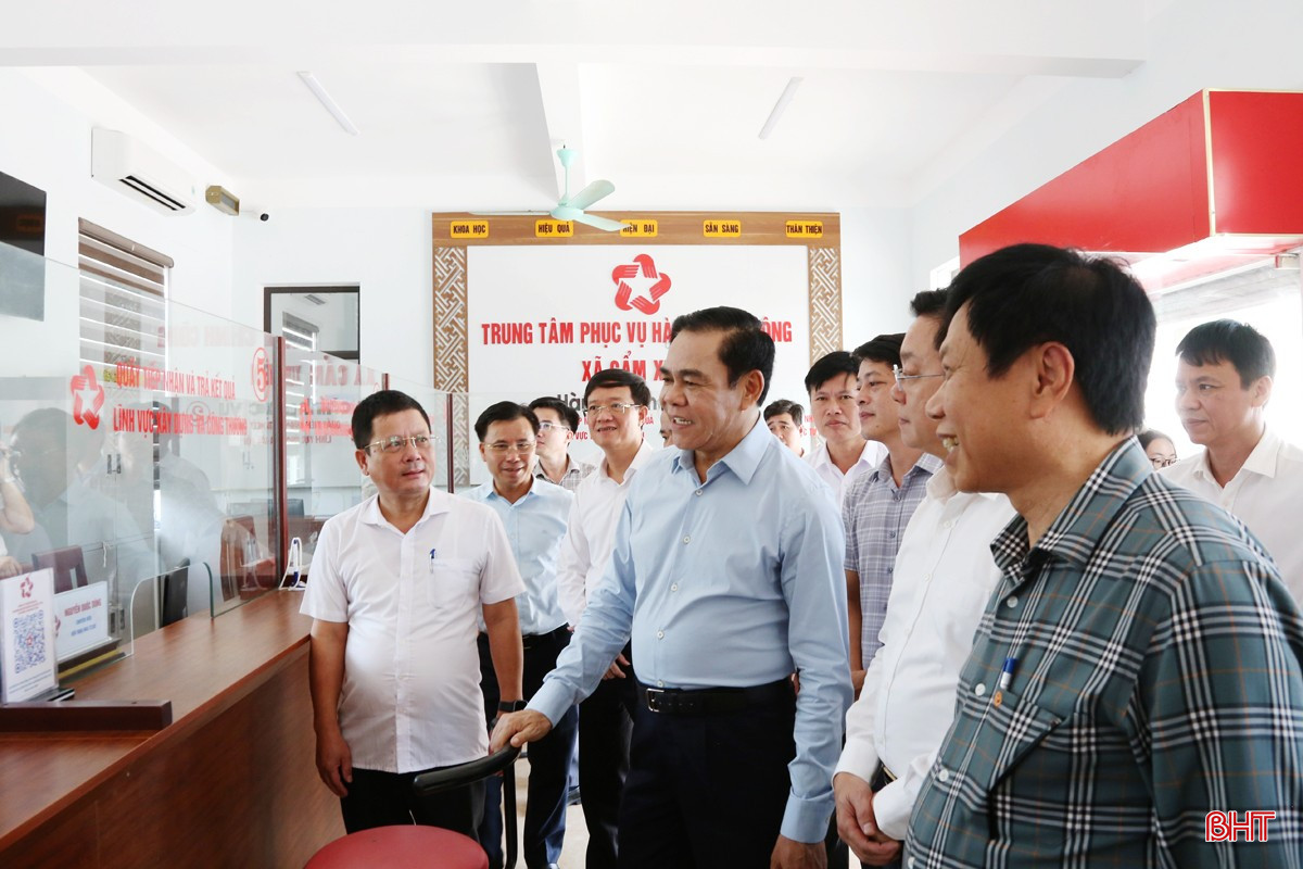 Thông suốt, nhịp nhàng trong giải quyết thủ tục hành chính cho người dân, doanh nghiệp