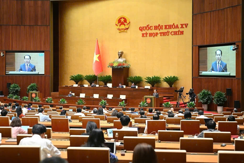 Quốc hội bước vào tuần làm việc cuối cùng của kỳ họp dài kỷ lục