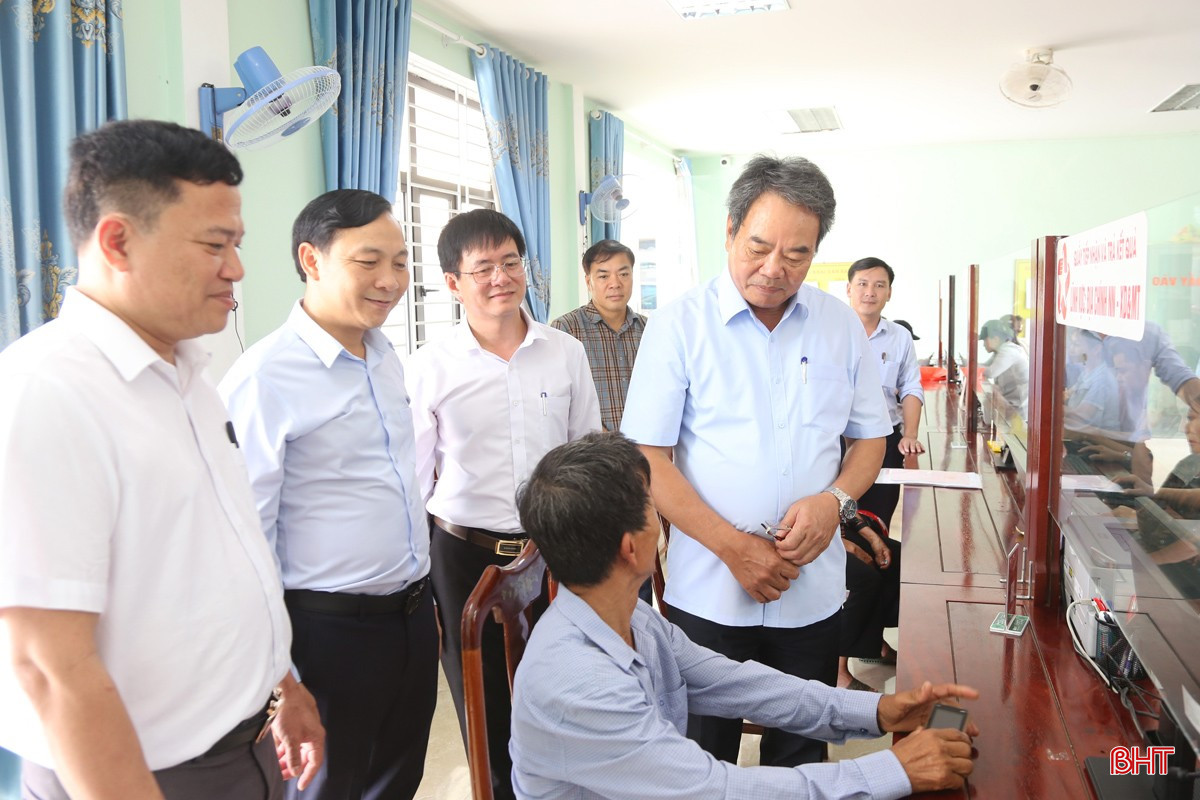 Vận hành ổn định bộ máy mới, tập trung chuẩn bị đại hội đảng bộ cấp xã